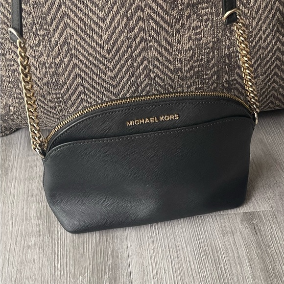 Michael Kors Crossbody Purse - Picture 6 of 8